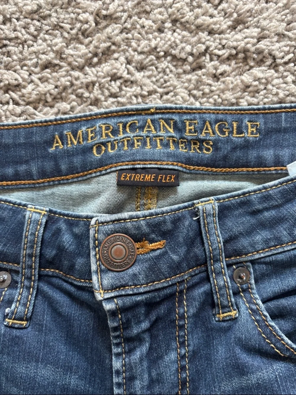 American Eagle Outfitters Extreme Flex Original Straight Jeans in Dark Blue Wash